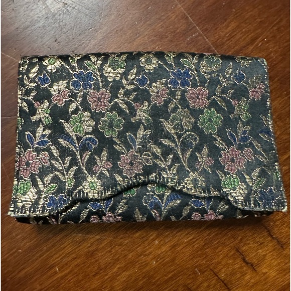 Vintage floral clutch - Picture 7 of 8